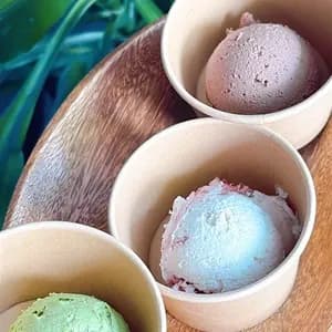 ＜バタークリーム３種類＞ストロベリー、ショコラ、抹茶　乳製品、小麦、卵不使用＞
