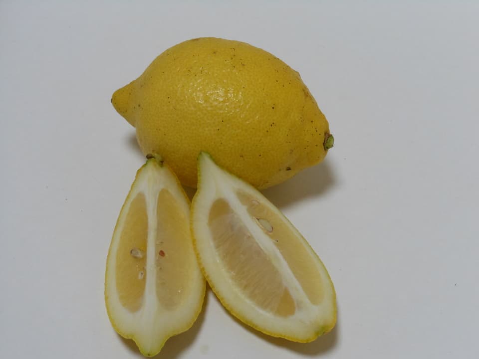 レモン 自然栽培（農薬不使用・化学肥料不使用・除草剤不使用） なかい