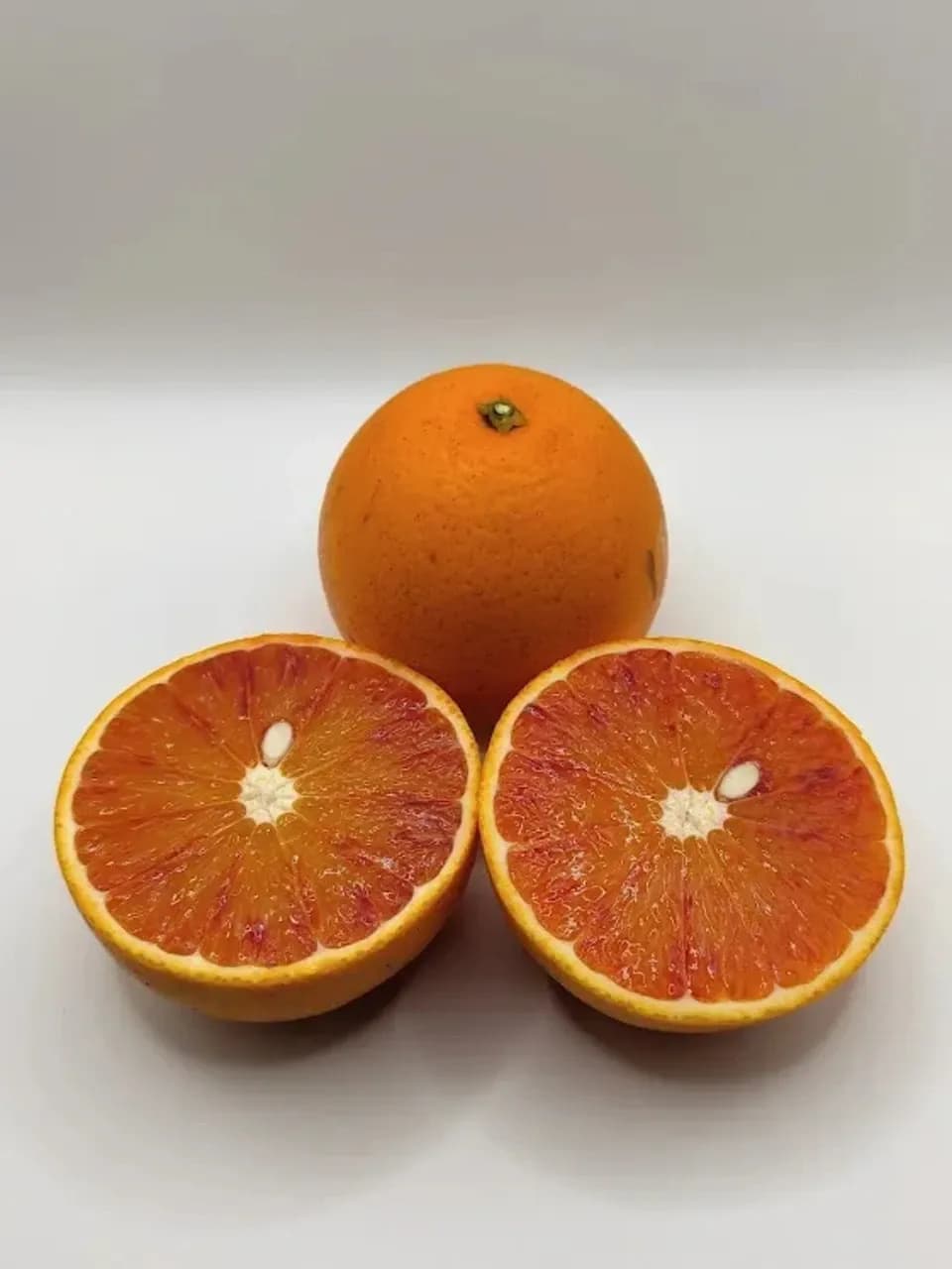 ブラッドオレンジ（タロッコ）　自然栽培（農薬不使用・化学肥料不使用・除草剤不使用）