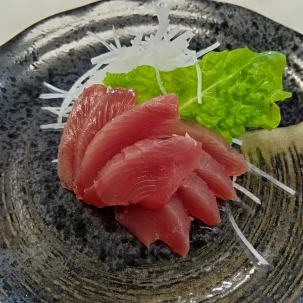 【土佐の恵み】高知県四万十近海の天然魚　生食用　フィレ・ロイン　カツオ・真鯛【極上】