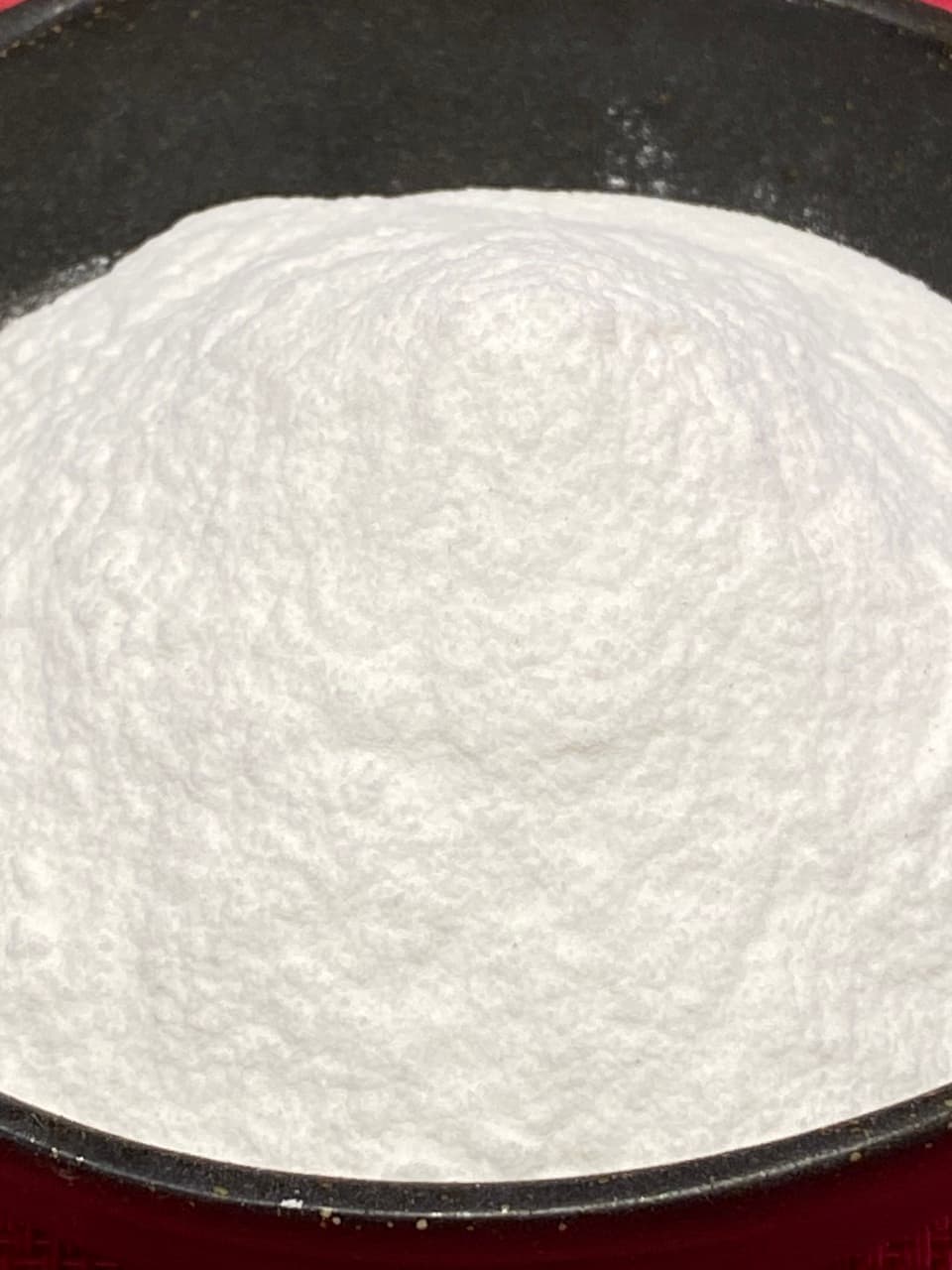自然栽培米の米粉【900g】使いやすいチャック付きの袋でお届けします。