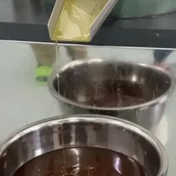 未精製カカオバターが生まれる瞬間