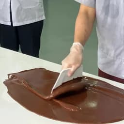 カカオマスの飲み方。砂糖を使わず、自分好みのカカオドリンクを楽しむ