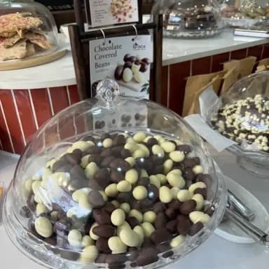 カカオ豆からチョコレートまで。The Chocolate Houseで広がるカカオの楽しみ方