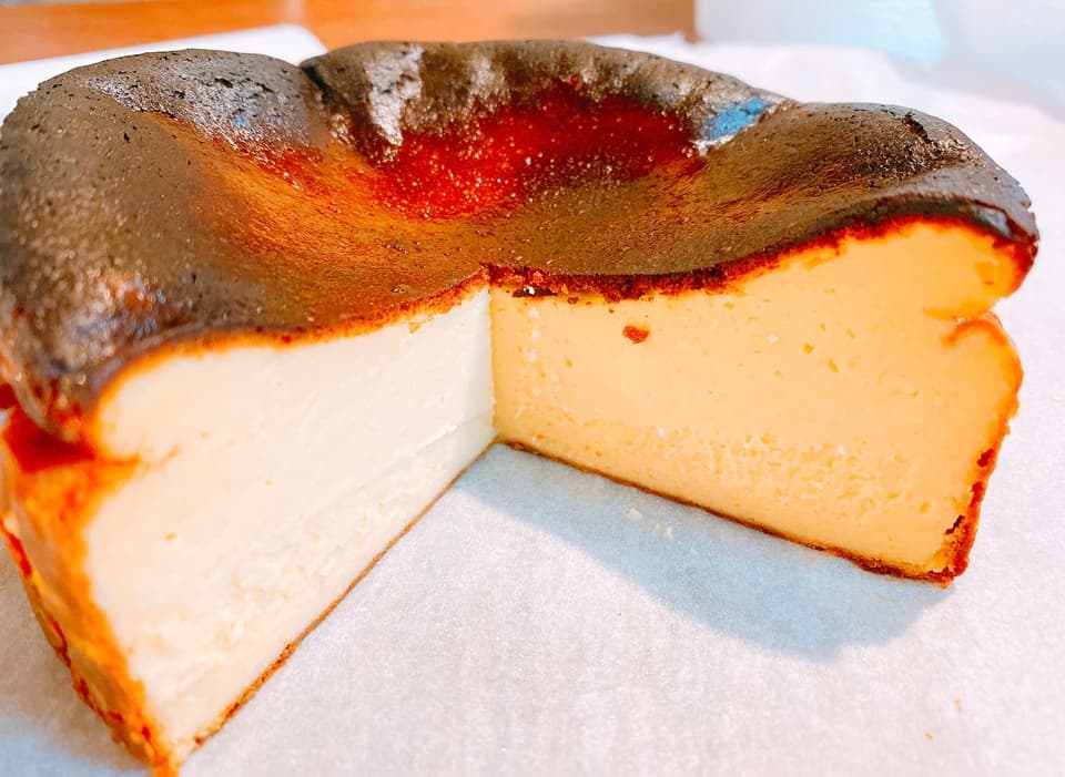 バスクチーズケーキ