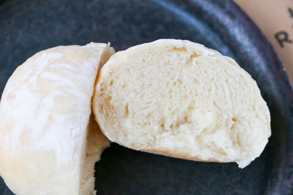 乳・卵不使用＜国産小麦のおとうふパン＞神戸の豆腐でヘルシーパン