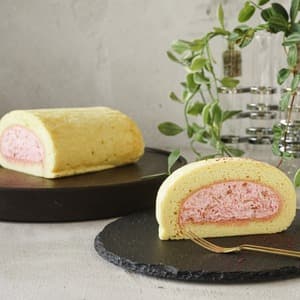 ＜無添加・つぶつぶ糸島いちごロール＞有機農家の厳選素材でふわっ、もちっの新食感の口コミ・レビュー(むらさん)