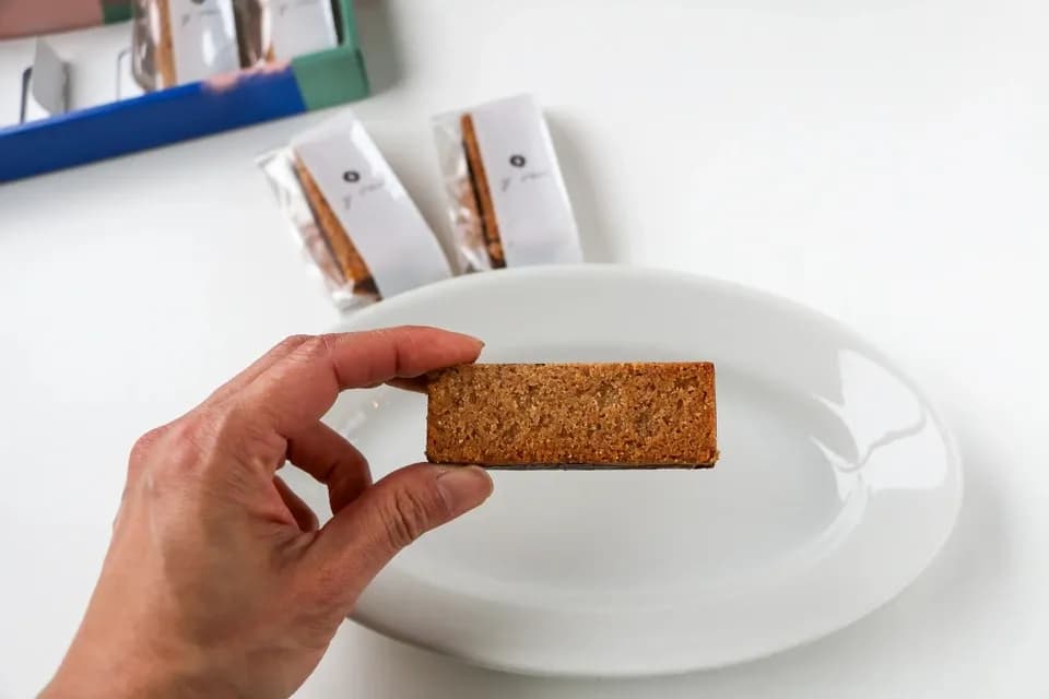 無添加　糸チョコクランチ