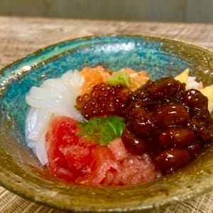海鮮納豆麹丼