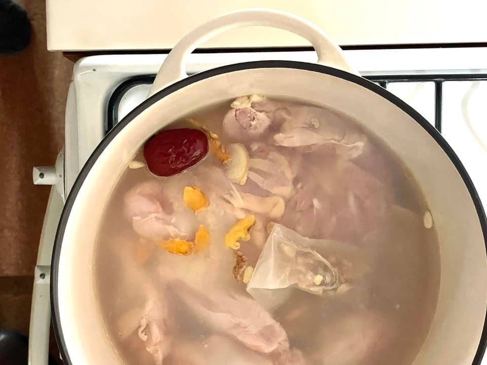 濃厚薬膳！漢方薬局監修 切身鶏肉でつくる 本格参鶏湯スパイスセット BLEND No.２（ウコン入）