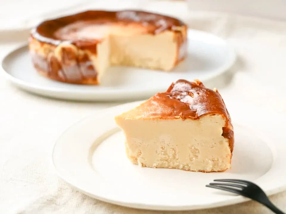 添加物無添加＆グルテンフリー＜バスクチーズケーキ＞玉名牧場グラスフェッドジャージーミルクたっぷり