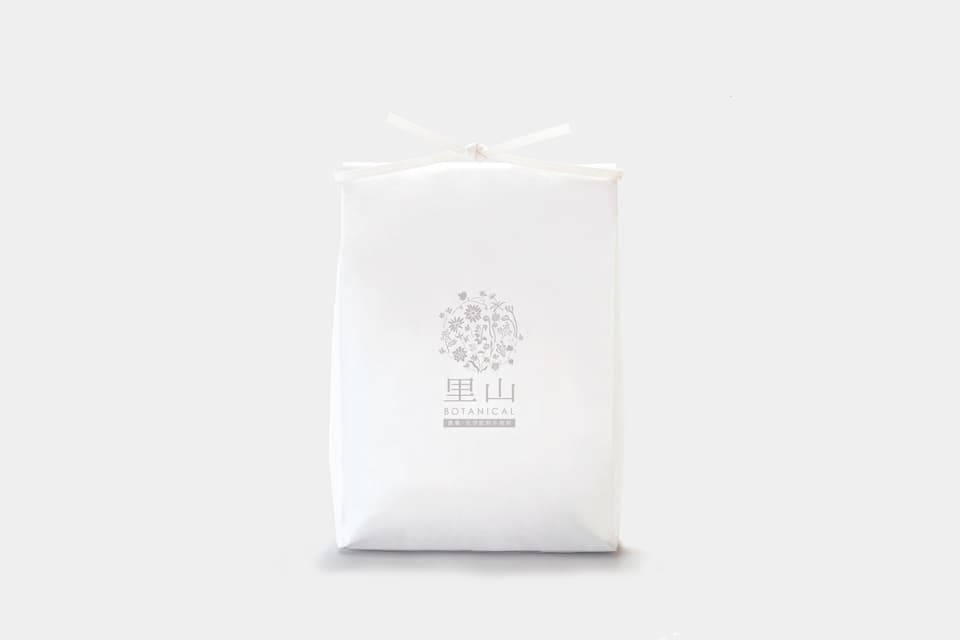 3kg【雪室貯蔵】令和6年度産 / 雪国棚田米（コシヒカリ）~農薬・化学肥料不使用~（新潟）