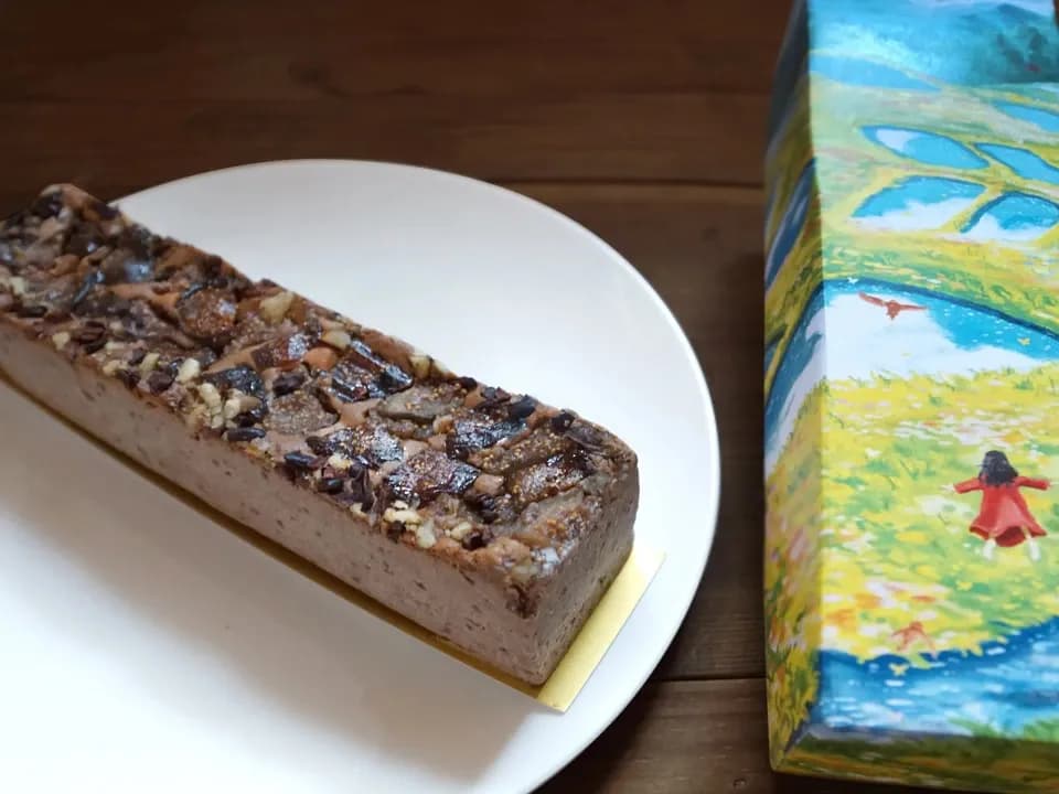 【ギフトにも】ファインカカオ＆いちじくの麹チーズケーキ（無添加・グルテンフリー）