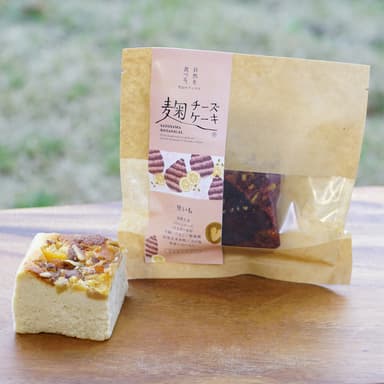 大変好評いただいています！麹チーズケーキ「ふんわり里いも」