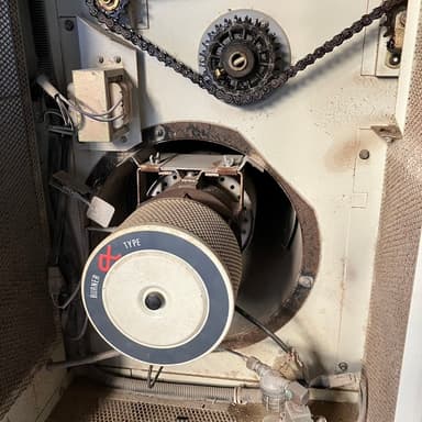 米の乾燥機バーナーを点検掃除