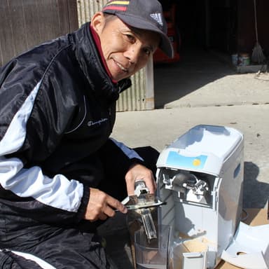 農機具メーカーの小型精米機はパワフル
