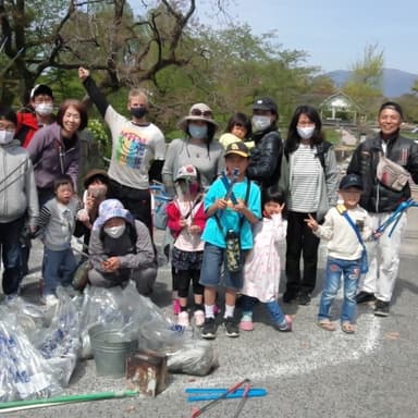 楽しい「福拾い」ボランティア活動に参加（ゴミ拾い）