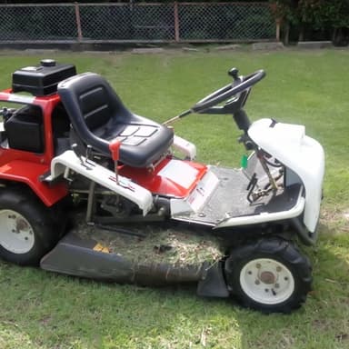 久ぶりに走らせた乗用型の操作は楽しかったね