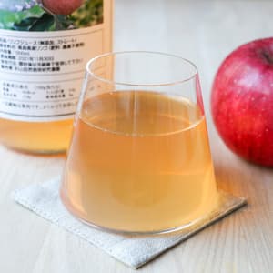 青森県弘前市・自然栽培＜リンゴ100%ストレートジュース＞農薬不使用・無肥料