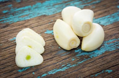 にんにくの効果的な食べ方とは？食材の組み合わせで得られる効能。