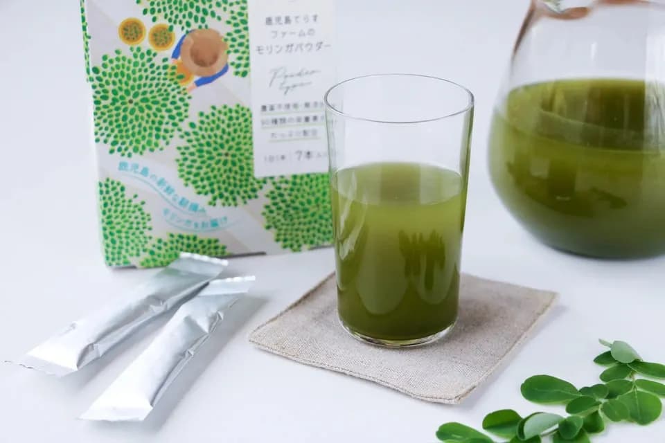 無農薬・無化学肥料栽培＜モリンガパウダー＞知覧茶製法・無添加・朝摘み