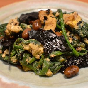 あらめ大豆とほうれん草と卵の炒め物