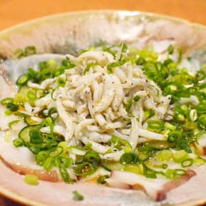たこときゅうりと釜揚げちりめんの和風カルパッチョ