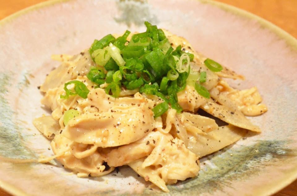 ささみとごぼうのごま味噌和え