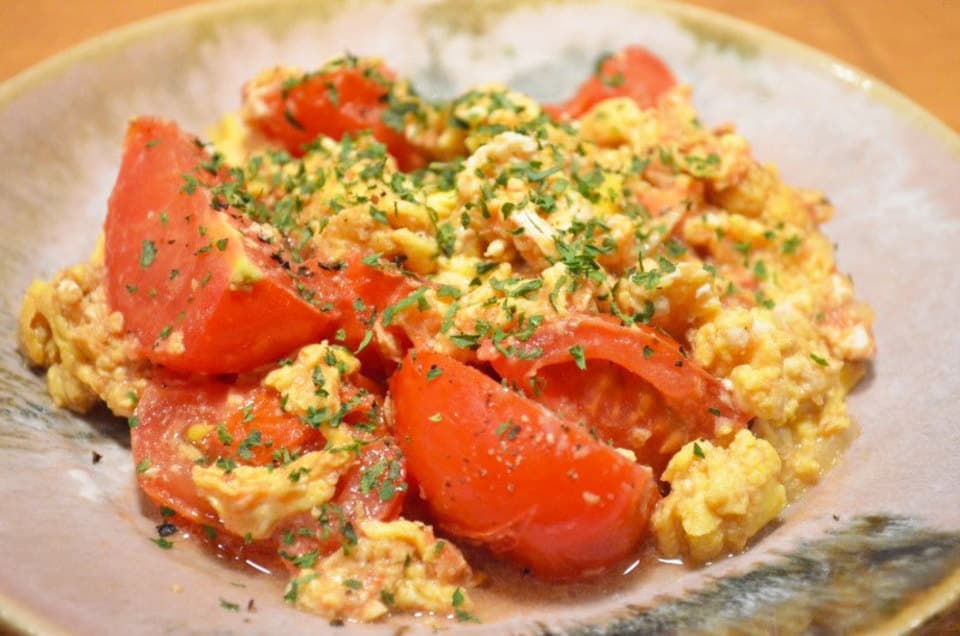 トマトと卵の炒め物
