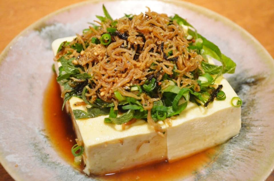 海苔ちりめんの冷奴