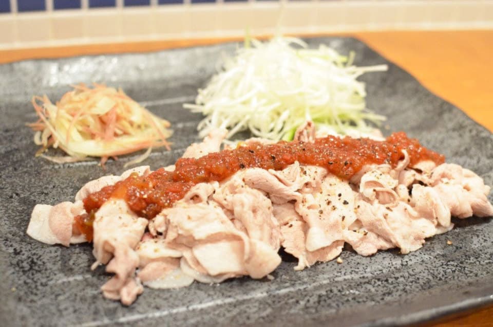 薬味たっぷり 豚しゃぶの梅肉ソース