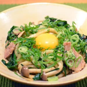 ねぎ玉焼きうどん