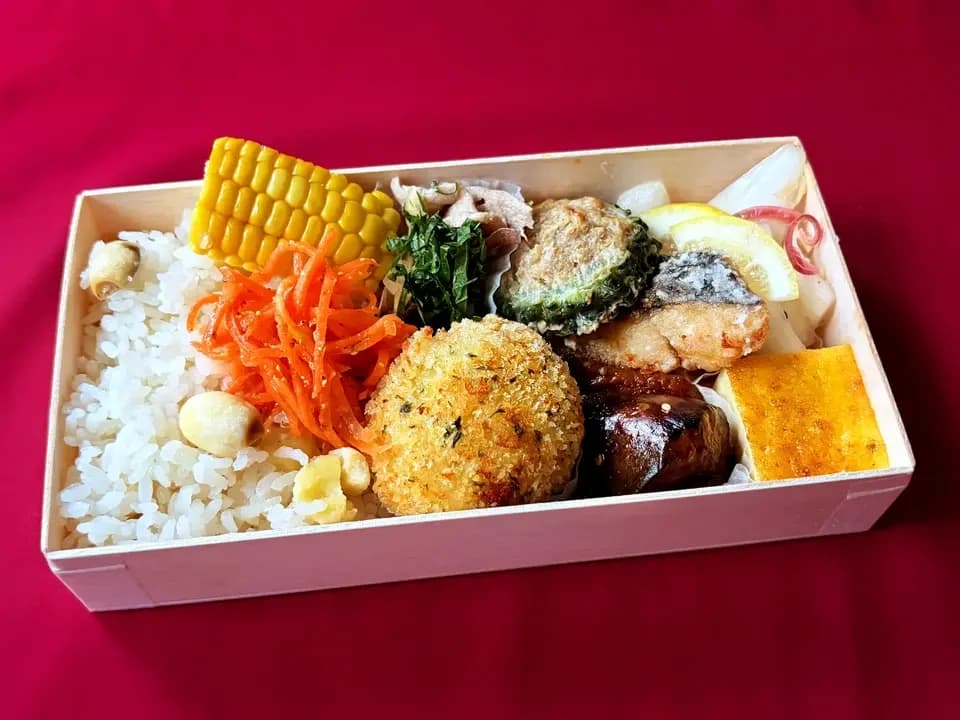 7月のお野菜もりもり御膳【無農薬米、無添加、野菜は有機または特別栽培】