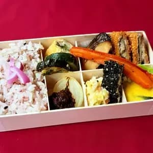 6月のお野菜もりもり御膳【無農薬米、無添加、野菜は有機または特別栽培】の口コミ・レビュー(きなこさん)