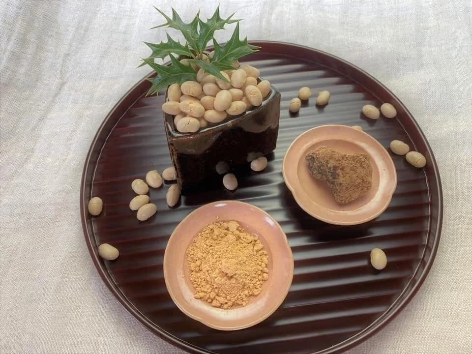 京都の名水で手作り・無添加 とろ～りわらび餅と豆菓子・黒千石豆茶の詰め合わせ