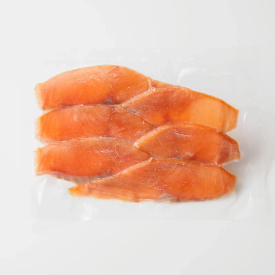 化学調味料無添加 ＜天然秋鮭スモークサーモン切落し＞徳用100g スライス