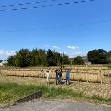 発送作業頑張って進めております！