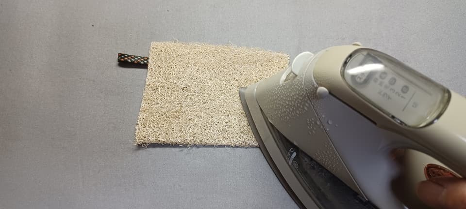 有機へちまで手作り＜キッチン用四角たわし＞