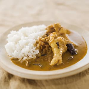 【送料込】初心者にもおすすめ!本格チキンカレー<スパイス農家の手作りカレーキット>食品添加物(保存料・着色料等)不使用