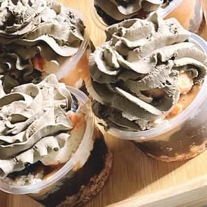 <veganパフェ>盛りすぎで蓋が閉まってません!!きな粉&ほうじ茶パフェ<卵、乳製品、小麦不使用>