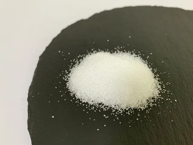 塩分だけじゃない!隠れむくみの原因と食での対策